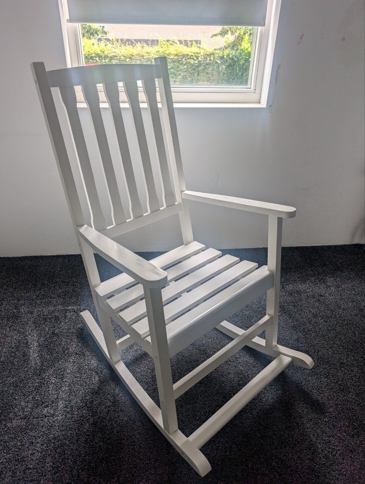 Witte schommelstoel in perfecte staat, Ophalen, Wit, Zo goed als nieuw, Eén