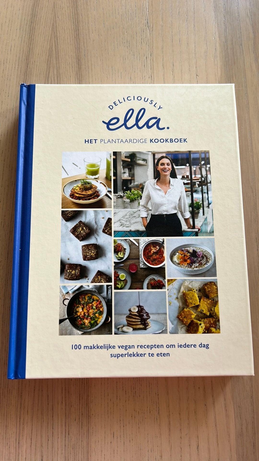 Ella Mills - Deliciously Ella Het plantaardige kookboek, Ella Mills, Vegetarisch, Ophalen of Verzenden, Zo goed als nieuw