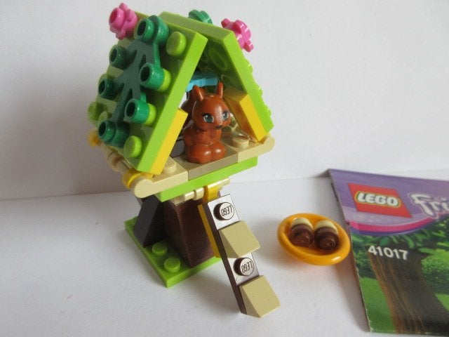 41017 Lego Friends, de boomhut van de eekhoorn, Ophalen of Verzenden, Zo goed als nieuw, Complete set, Lego