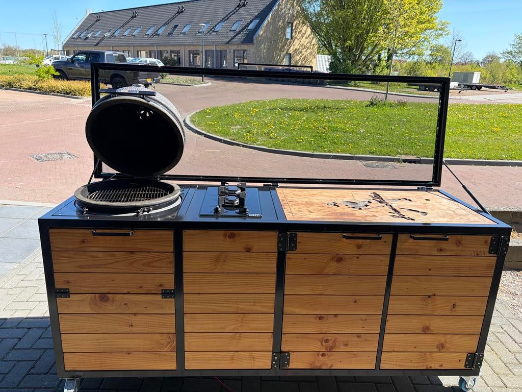 Unieke Buitenkeuken met BBQ Lift, Tap en Koeling, Tuin en Terras, Ophalen, Gebruikt, Houtskool, Vrijstaand