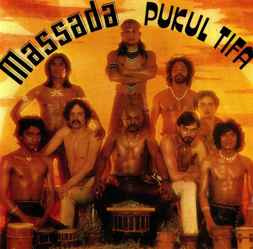 CD Massada - Pukul Tifa, Ophalen of Verzenden, Latin, Zo goed als nieuw, Inclusief doosje