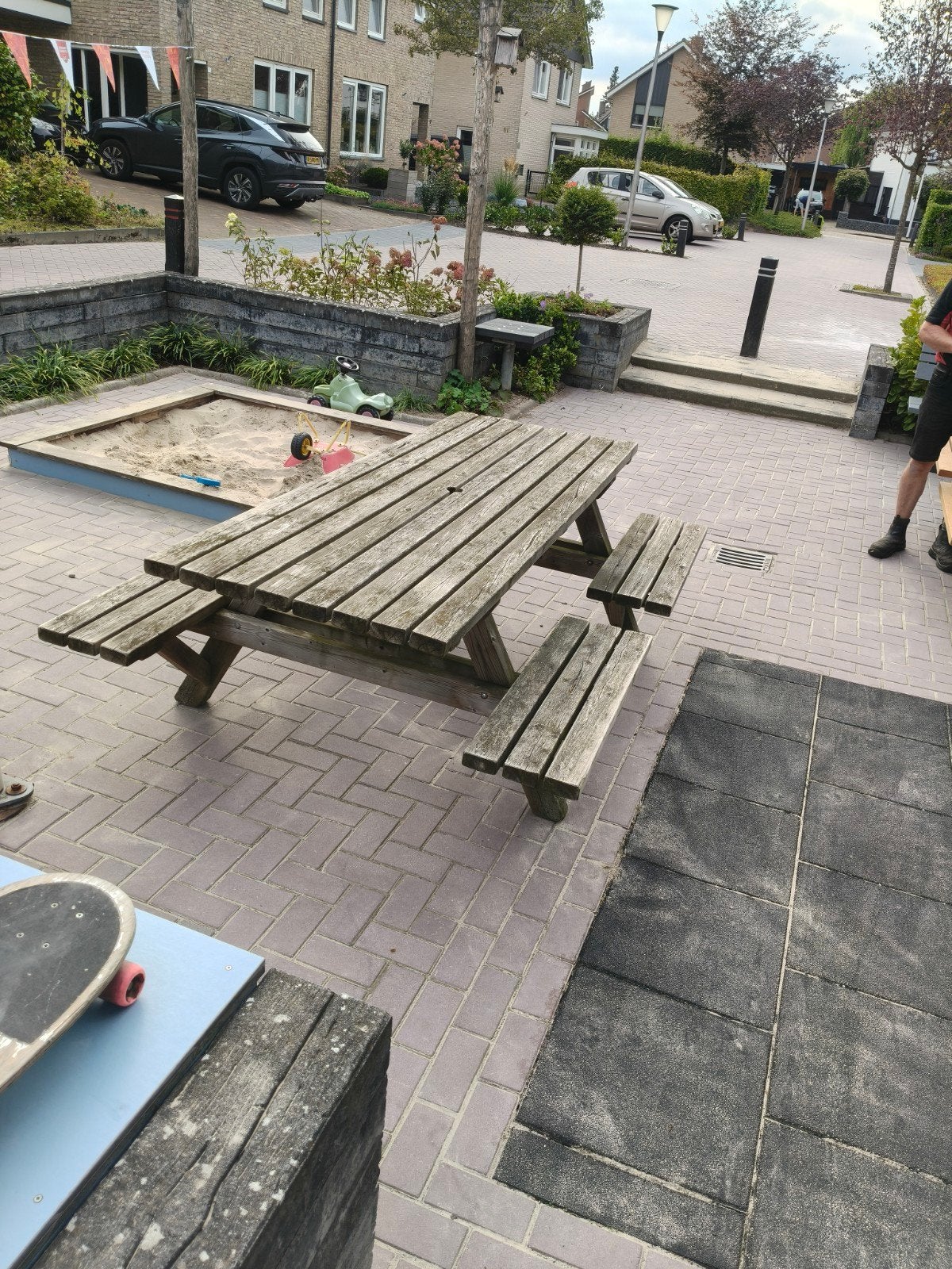 Robuuste houten picknicktafel voor buiten, Tuin en Terras, Ophalen of Verzenden, Gebruikt, Rechthoekig, Hout