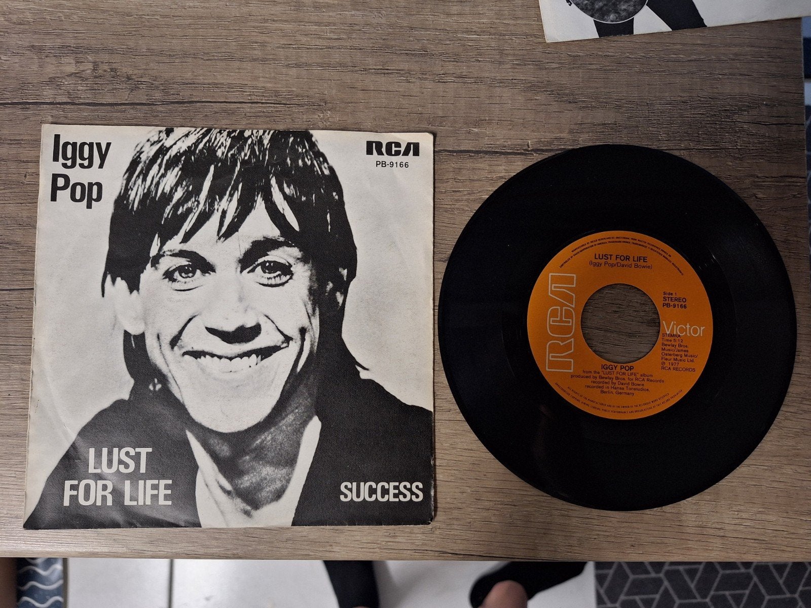Iggy Pop - Lust For Life / Success 7 inch vinyl single, Gebruikt, 7 inch, Ophalen of Verzenden, EP