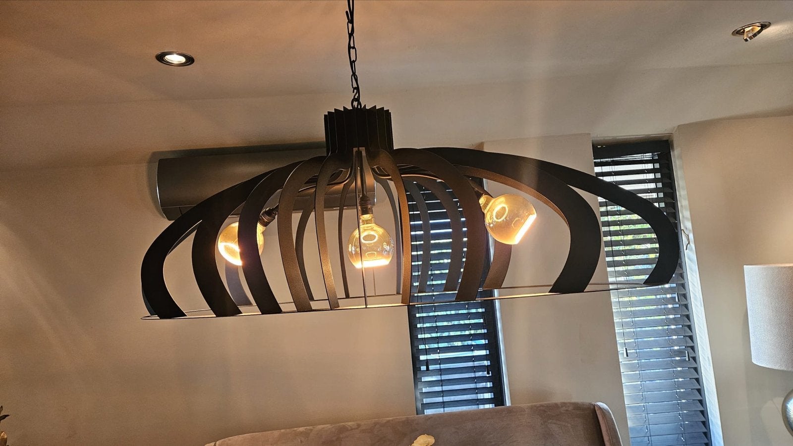 Moderne hanglamp ztalh, Huis en Inrichting, Ophalen of Verzenden, Zo goed als nieuw, Metaal, E27 (groot)