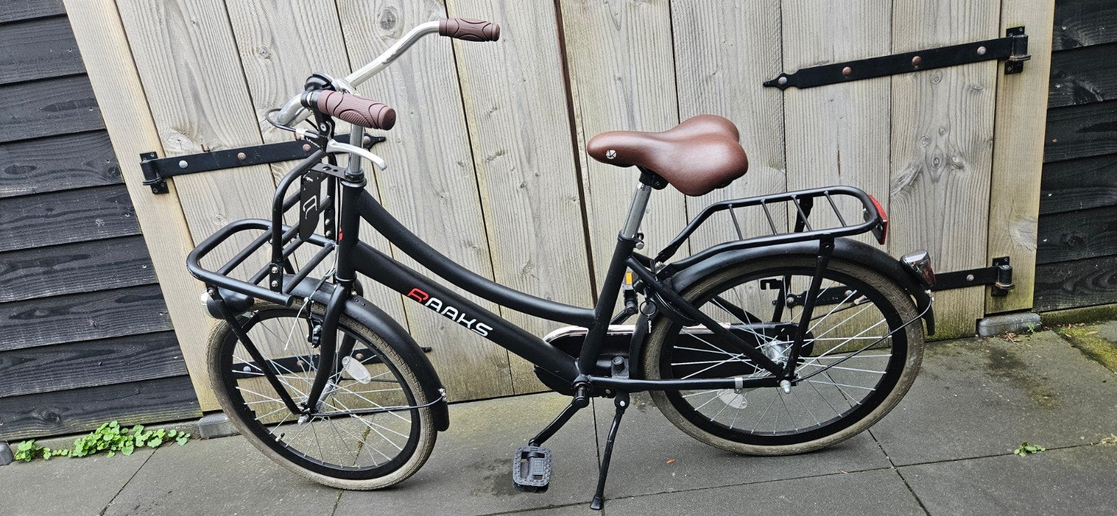 Raaks transportfiets met voordrager en terugtraprem, Ophalen, Gebruikt, Raaks, Terugtraprem