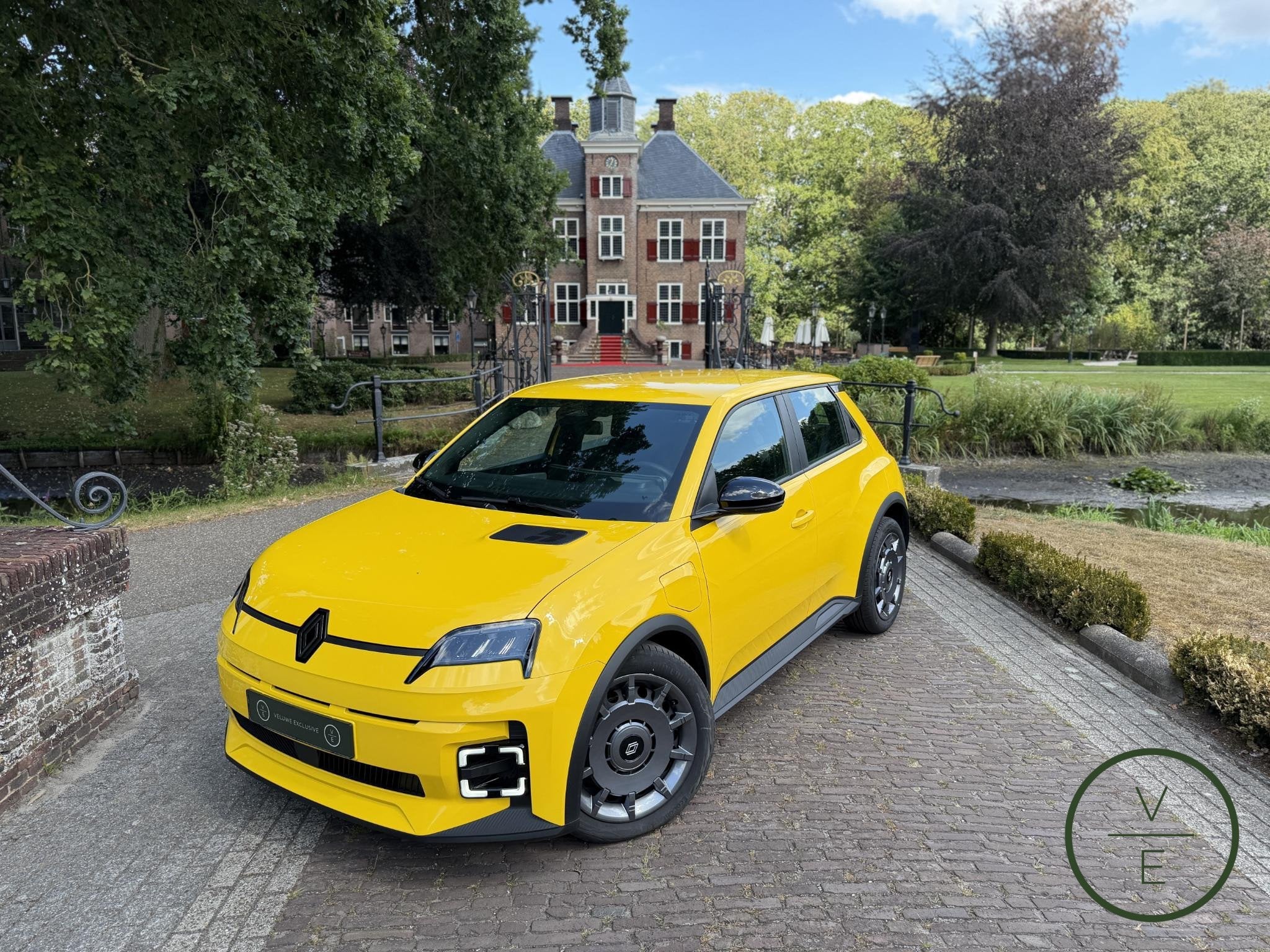 Renault 5 urban range evolution 40 kWh | 1.300 KM | LED | CA, Stof, Gebruikt, Zwart, Parkeersensor