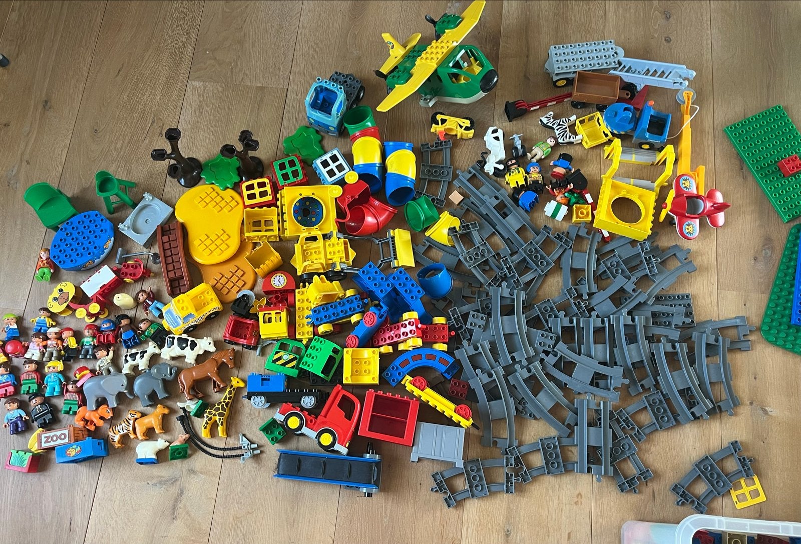 Grote Duplo mix met treinsporen en veel blokken, Ophalen, Gebruikt, Duplo, Losse stenen