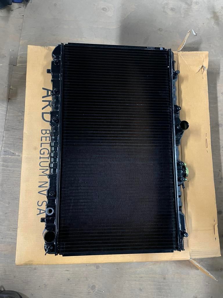 Toyota hiace lh102 1989-1993 radiateur nieuw, Ophalen of Verzenden, Nieuw, Toyota