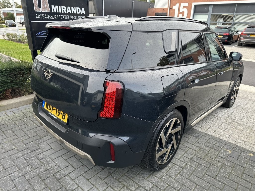 Mini Countryman E Fav M 66.5 kWh JCW Pano Leder H&K, Auto's, Automaat, 0 cilinders, Gebruikt, Countryman