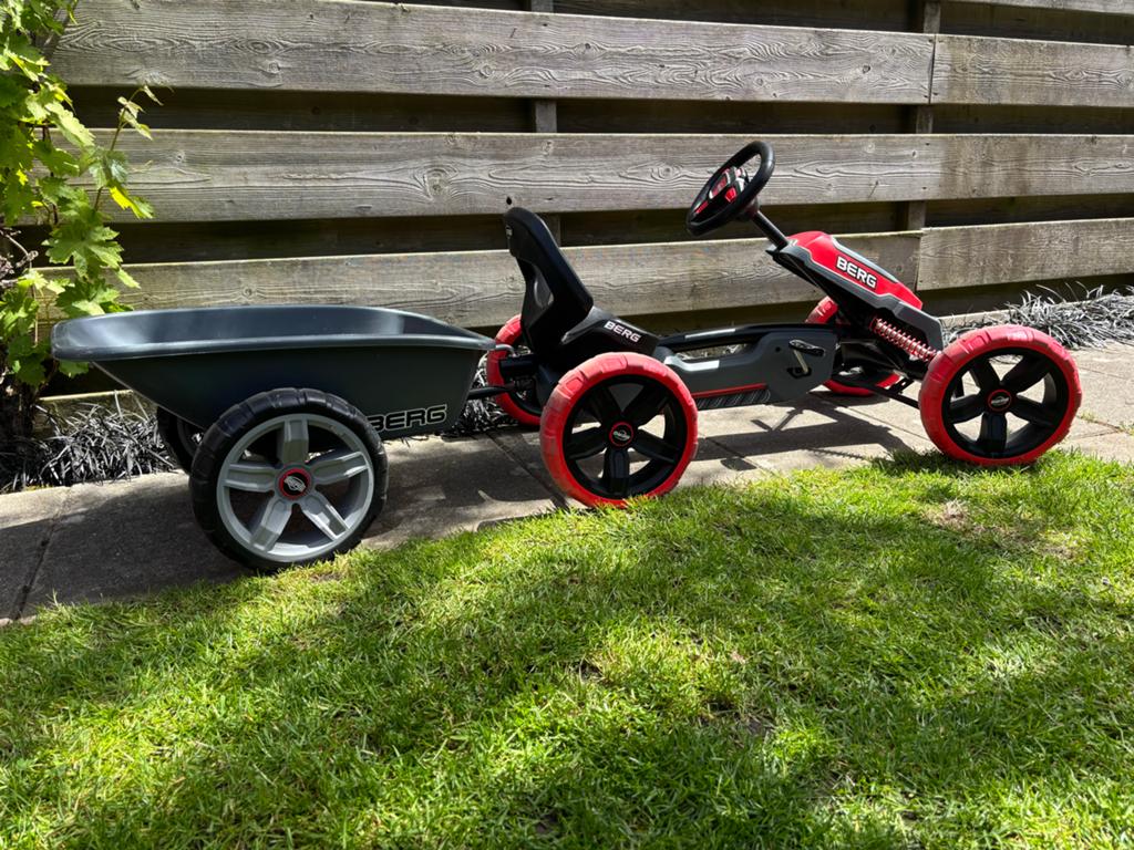 BERG Rebel skelter met aanhanger en geluid, Kinderen en Baby's, Speelgoed | Buiten | Skelters, Ophalen, Gebruikt, Berg, Met kar of aanhanger