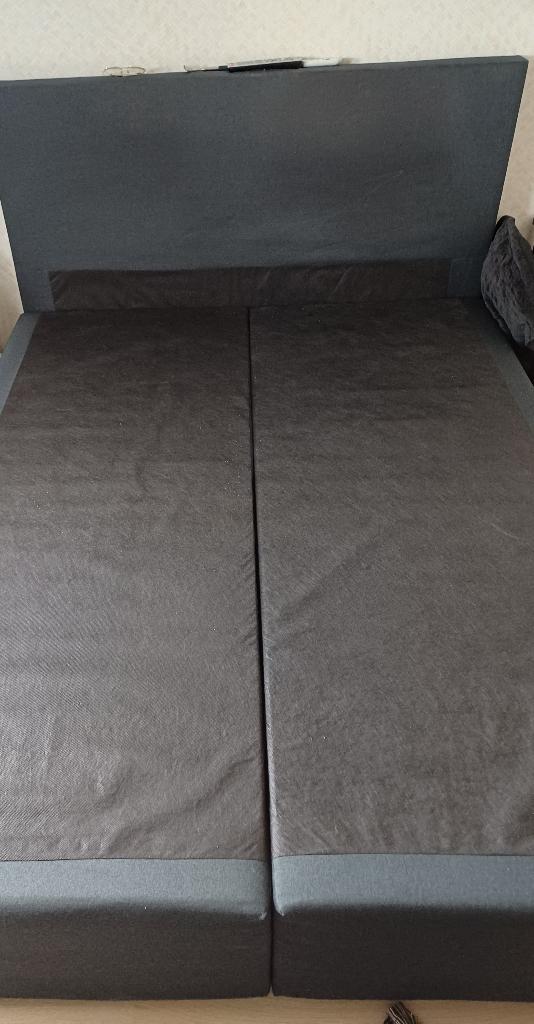 boxspring met matrassen, Ophalen, Tweepersoons, Zo goed als nieuw, 200 cm
