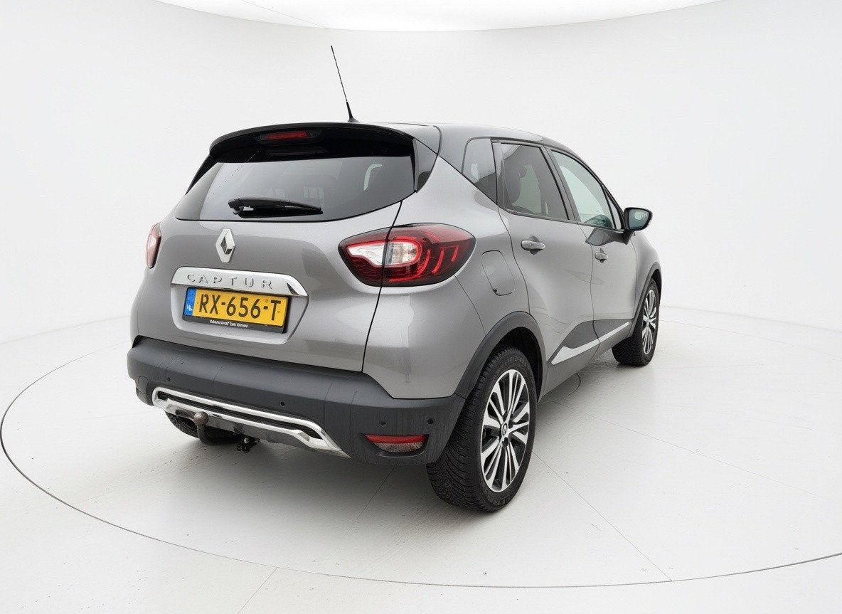 Renault Captur 1.2 TCe Initiale Paris|Camera|Navi|Bluetooth|, Auto's, Renault, Voorwielaandrijving, Gebruikt, 4 cilinders, 635 kg