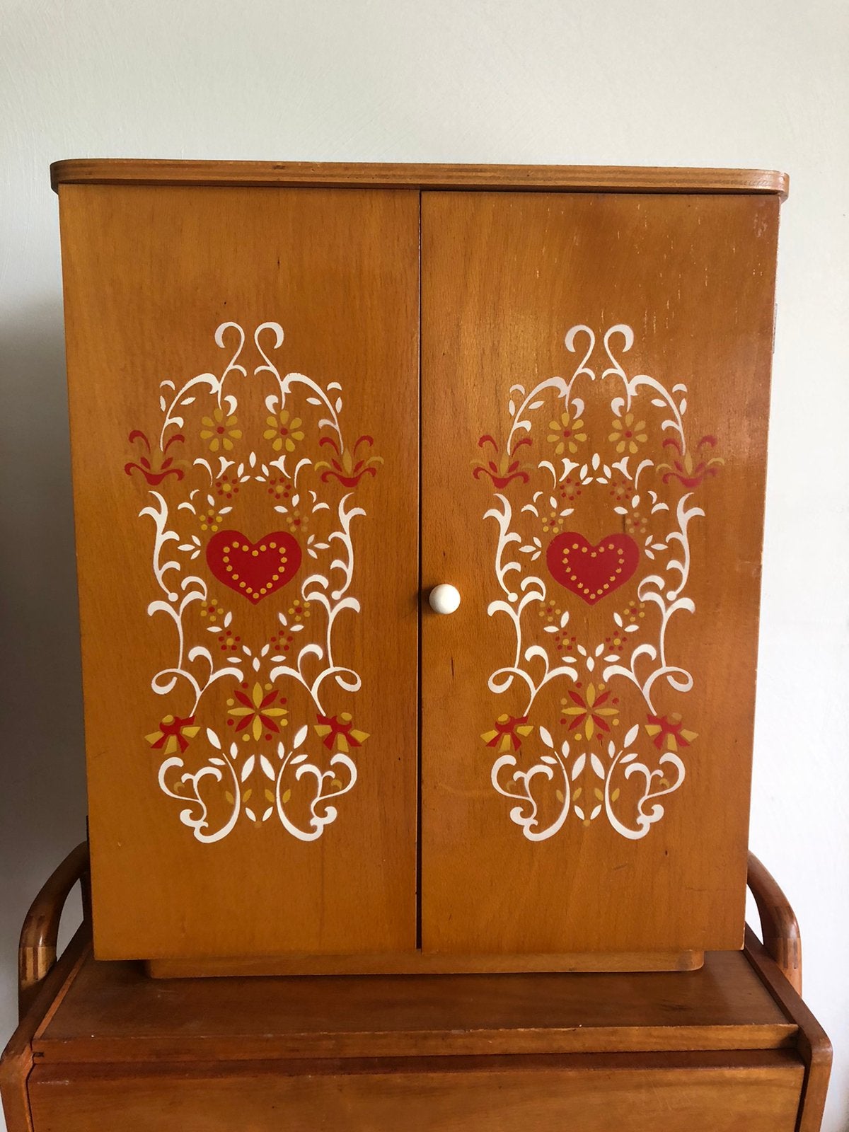 Oud kastje, jaren ‘50., Ophalen of Verzenden