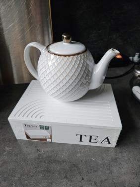 Nieuwe theepot en witte bamboe theedoos in een koop..., Nieuw, Ophalen of Verzenden, Natuurlijk materiaal, Wit