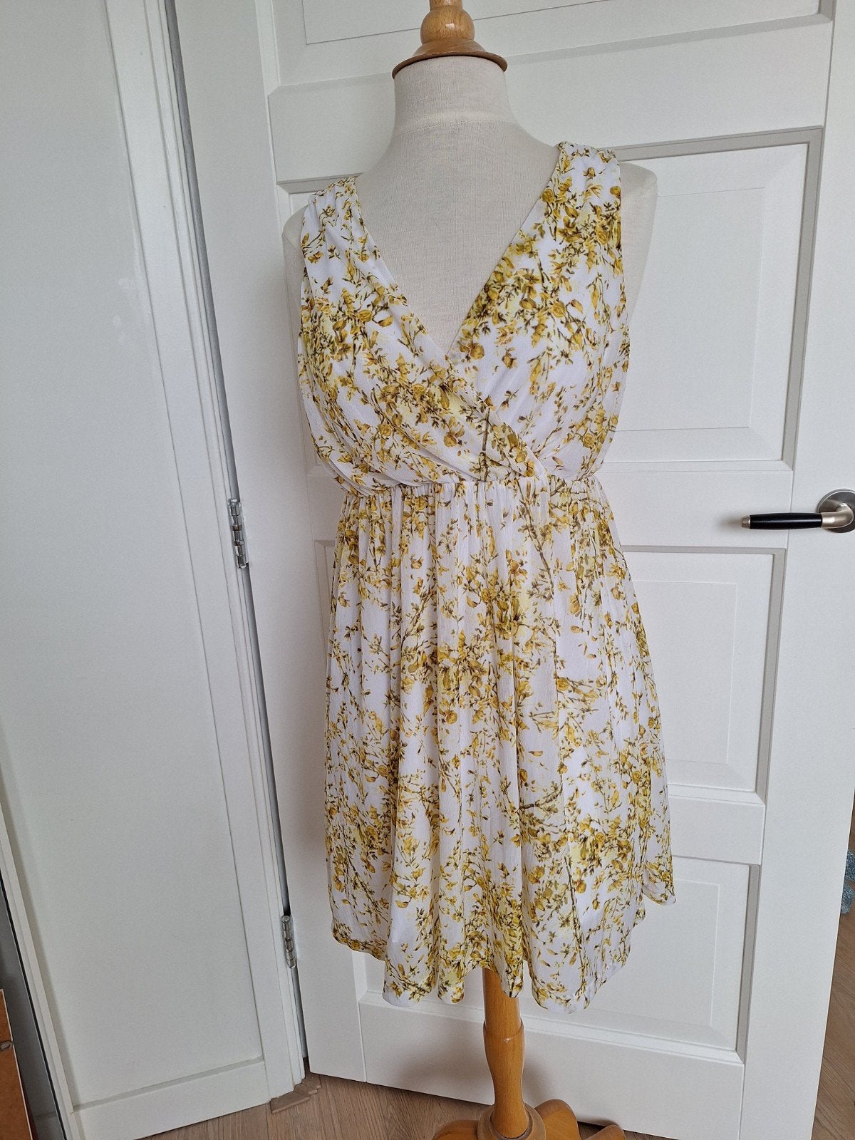 Jurk H&M mt M, Maat 38/40 (M), H&M, Meerkleurig, Ophalen of Verzenden