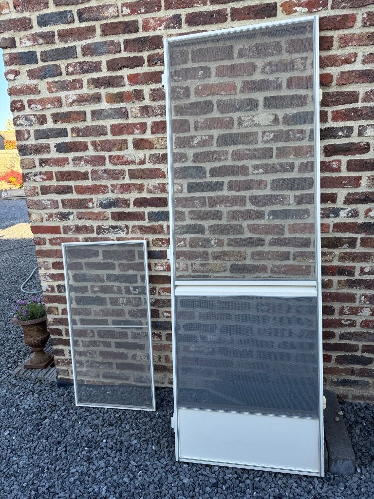 Vliegen hor, Ophalen, Zo goed als nieuw, Overige typen, Minder dan 200 cm