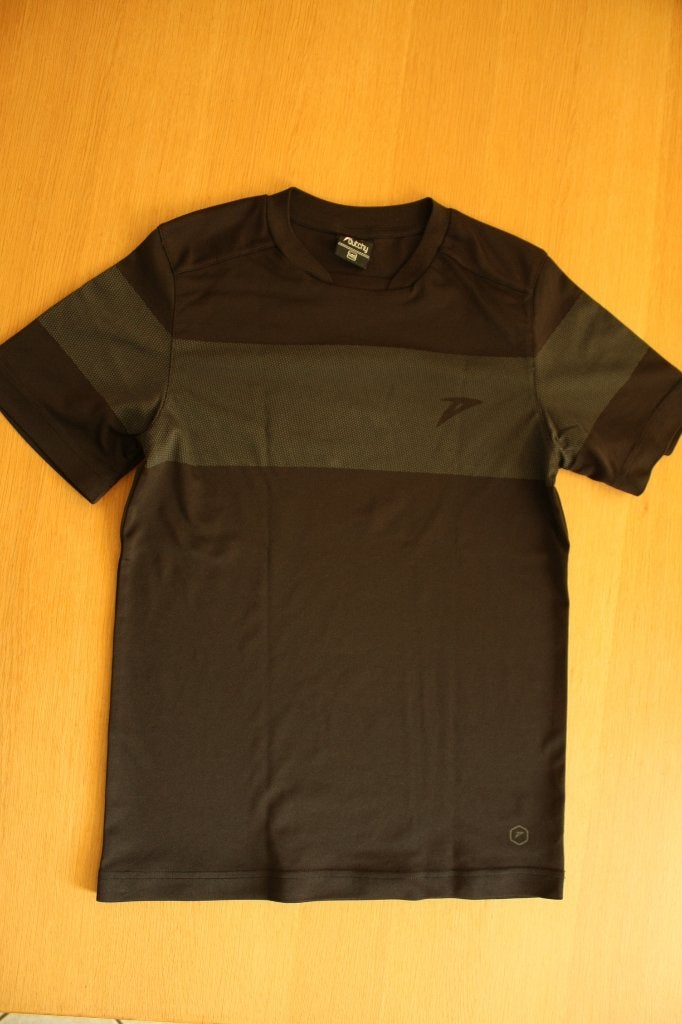 zwart sport shirt maat 140, Dutchy, Sport- of Zwemkleding, Ophalen of Verzenden, Zo goed als nieuw