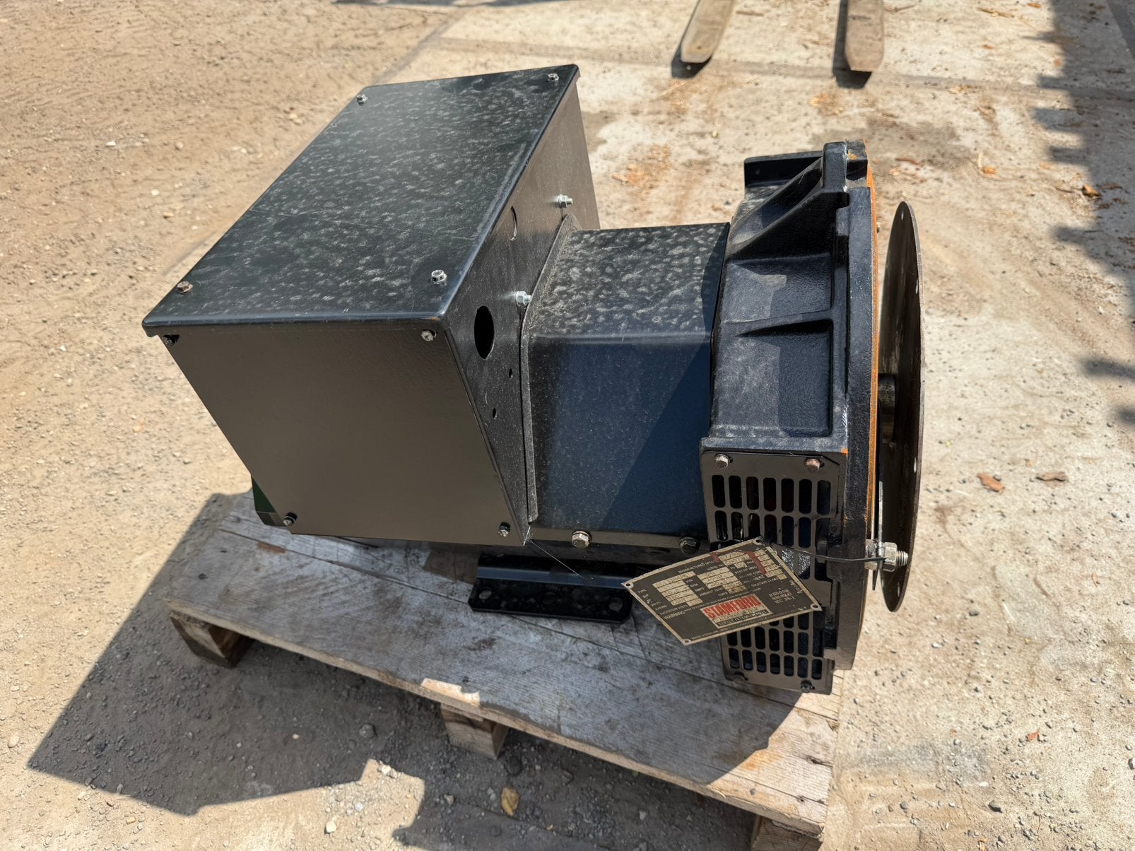 20 KVA Stamford generator deel 220/380 Volt, Ophalen, 10 tot 30 kVA, Overige typen