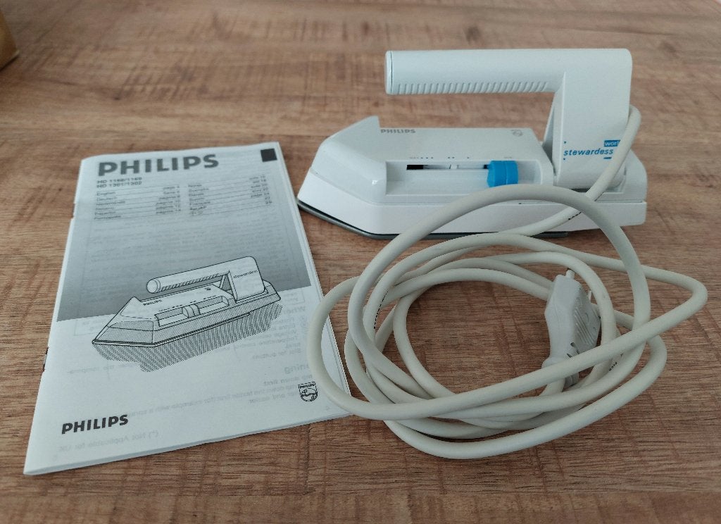 Reisstrijkijzer van Philips, type HD 1301., Ophalen of Verzenden, Zo goed als nieuw, Strijkijzer met snoer