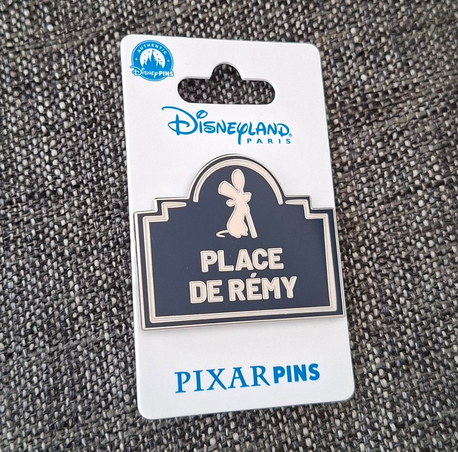 Place de Rémy Ratatouille pin - Disneyland Parijs (nieuw), Ophalen of Verzenden, Nieuw