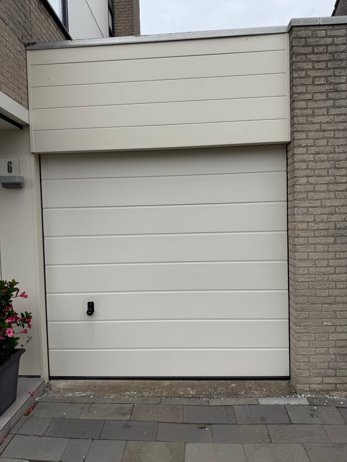 Hormann Sectionale Garagedeur - RAL9001 Wit, Ophalen, Kunststof, Gebruikt, Garagedeur