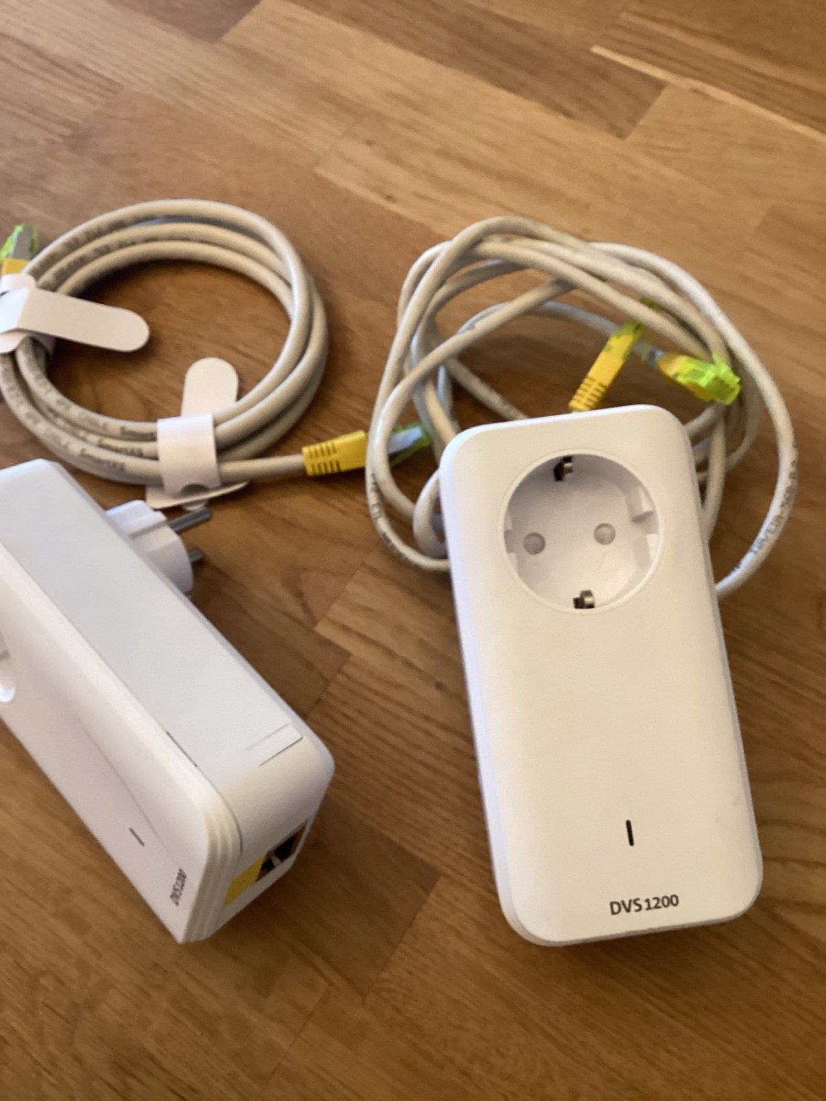 Devolo DVS 1200 Powerline Adapters (2 stuks), Computers en Software, Powerlines, Zo goed als nieuw, Ophalen