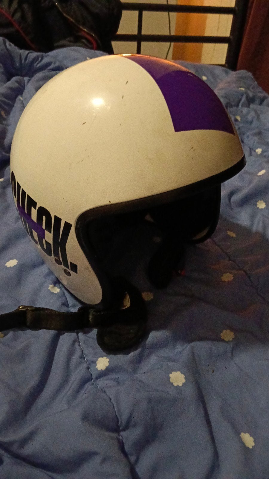 Witte helm met paarse accenten - Maat Medium, Ophalen, Gebruikt, Small, CHECK