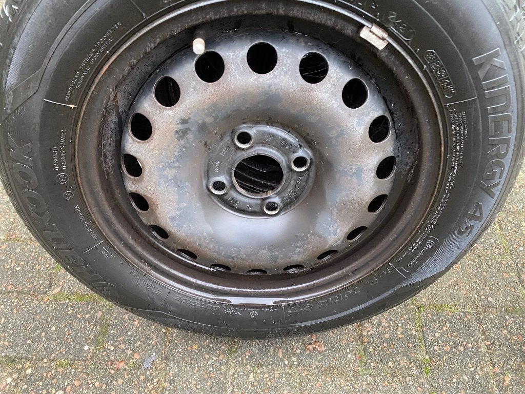 2 Winterbanden en 2 All-season banden, Ophalen, 14 inch, Gebruikt, 175 mm