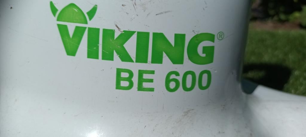 BLADBLAZER VIKING BE 600 OP SNOER, Ophalen, Viking, Gebruikt, Handgedragen