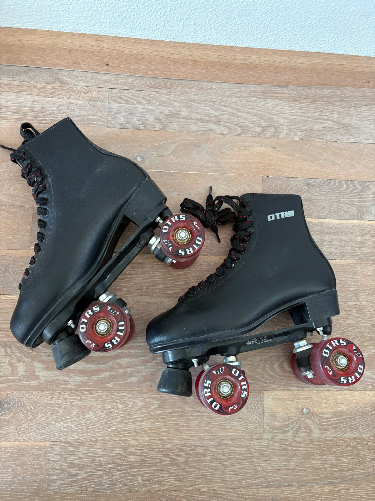 Zwarte OTRS Professional Roller Skates LEER - Maat 40 - ZGAN, Ophalen of Verzenden, Zo goed als nieuw, Kinderen