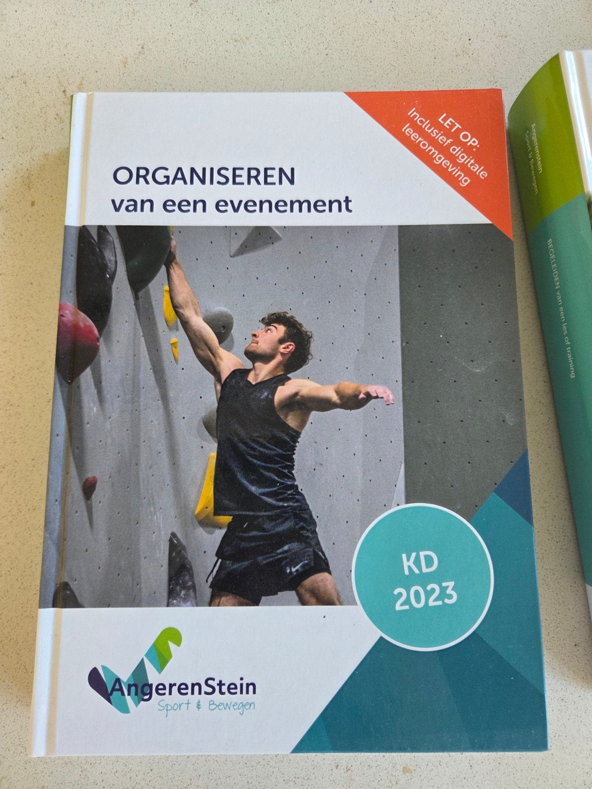 Organiseren van een evenement - AngerenStein Sport & Bewegen, Boeken, Ophalen of Verzenden, Nieuw, MBO, Bert Geenen