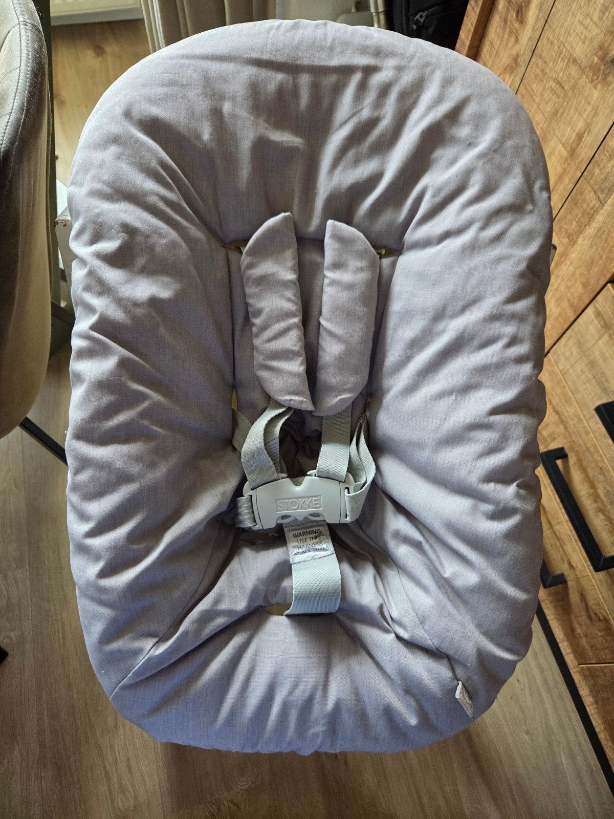 Stokke Tripp Trapp Newborn Set met 2 hoezen en speelboog, Ophalen, Zo goed als nieuw, Overige typen, Gordel(s)