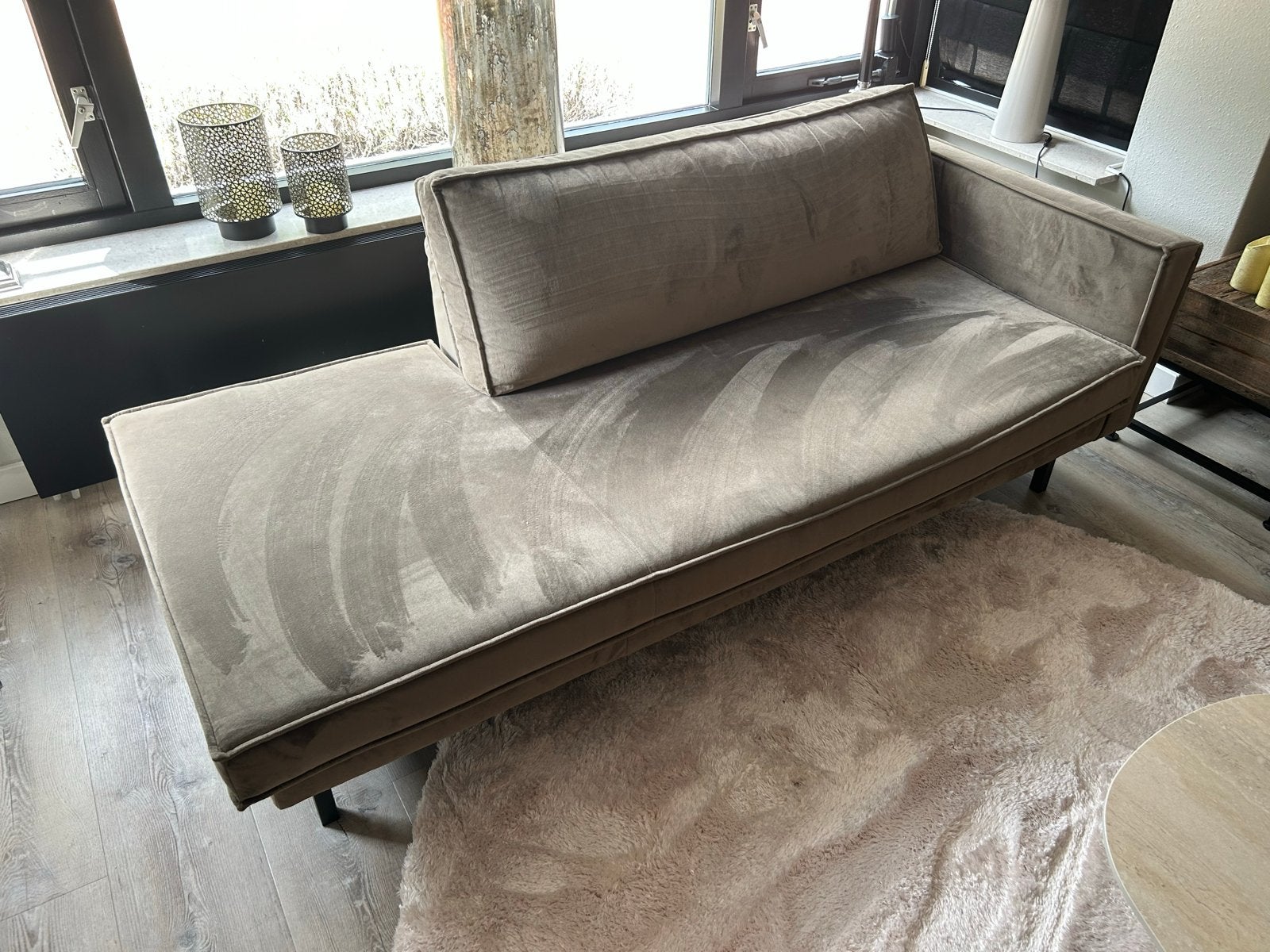 Stijlvolle chaise longue in taupe velours, Ophalen, Gebruikt, Eenpersoons, 150 tot 200 cm