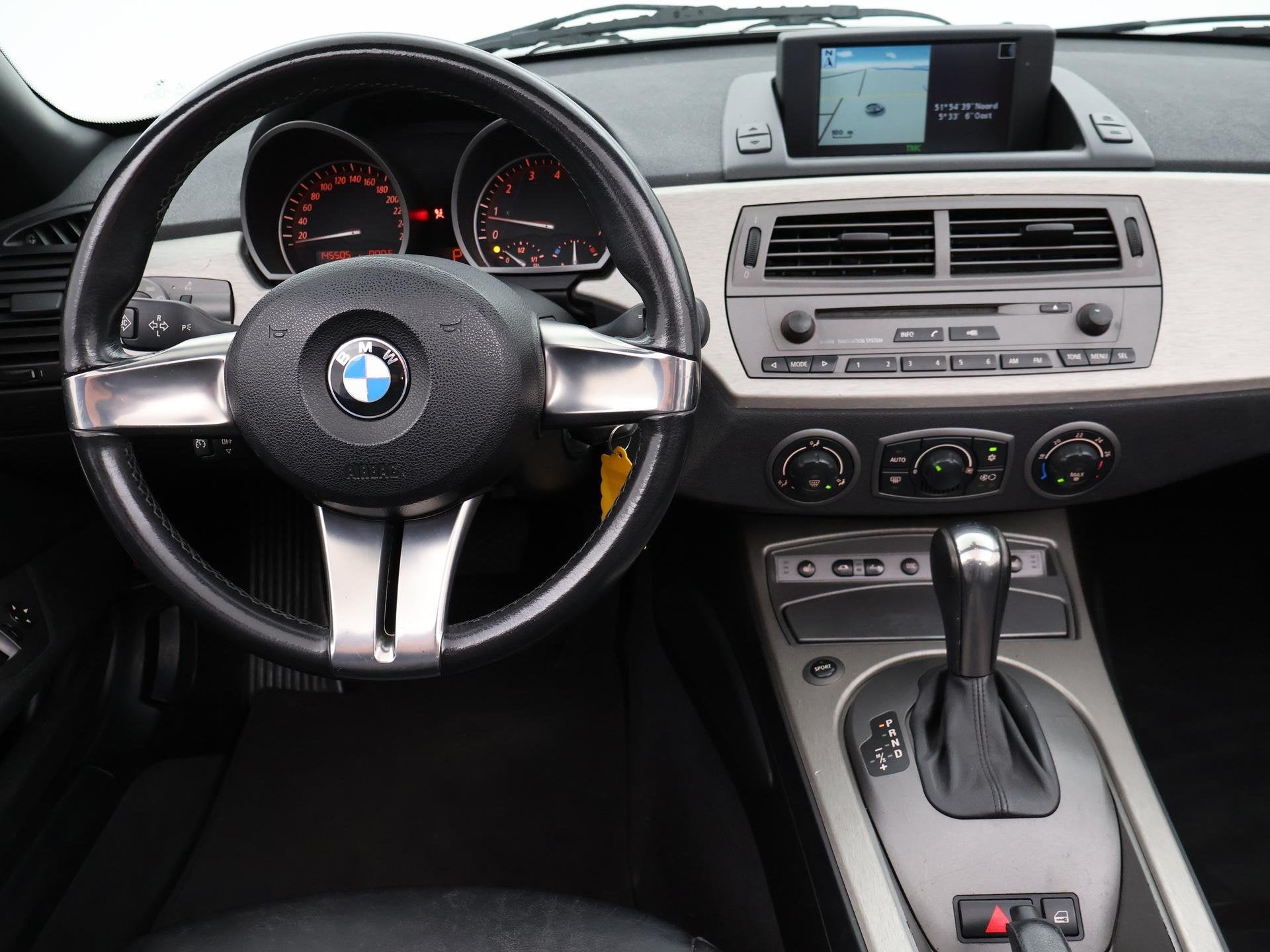 BMW Z4 Roadster 3.0i 231 PK AUTOMAAT ORIGINEEL NEDERLANDS +, Auto's, Automaat, Achterwielaandrijving, Gebruikt, Zwart