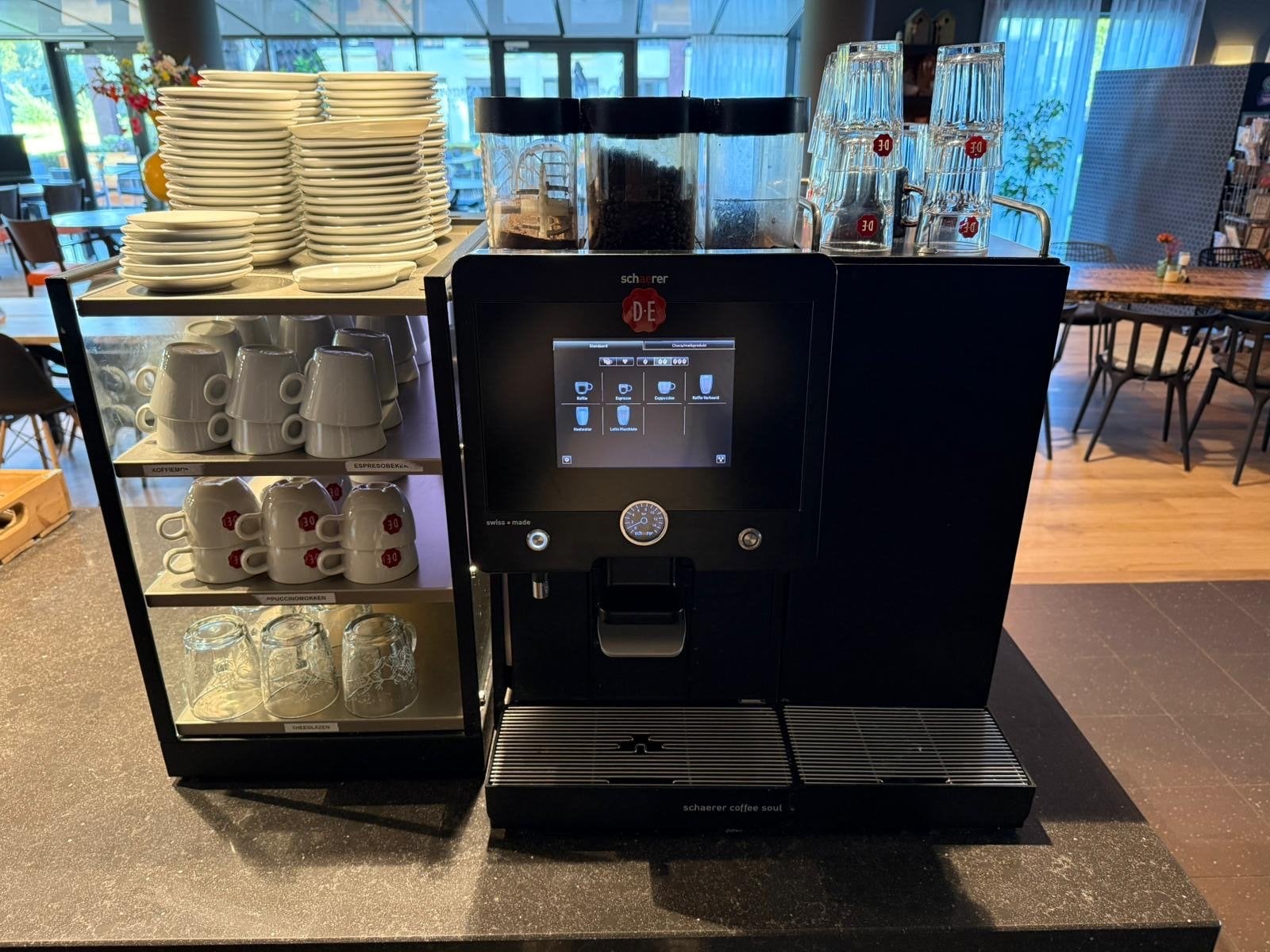 Schaerer douwe egberts Koffiemachine, Gebruikt, 10 kopjes of meer, Koffiemachine, Koffiebonen