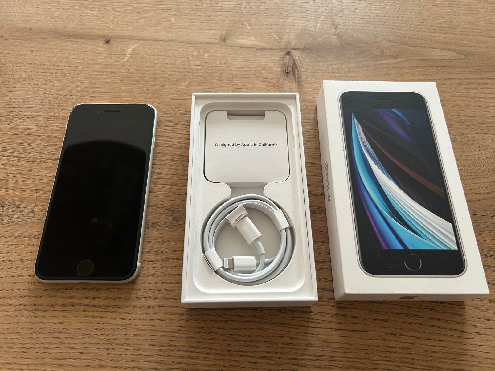 Hele mooie Iphone Se ! 2de generatie, Telecommunicatie, Ophalen, Gebruikt, Zwart, 78 %