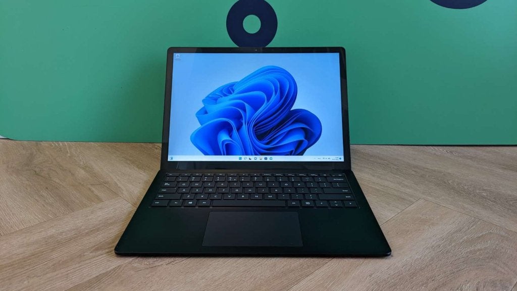 8x Microsoft Surface Laptop 6 - Core Ultra U7 / 16GB / 256GB, Computers en Software, Windows Laptops, Niet ingevuld, Gebruikt