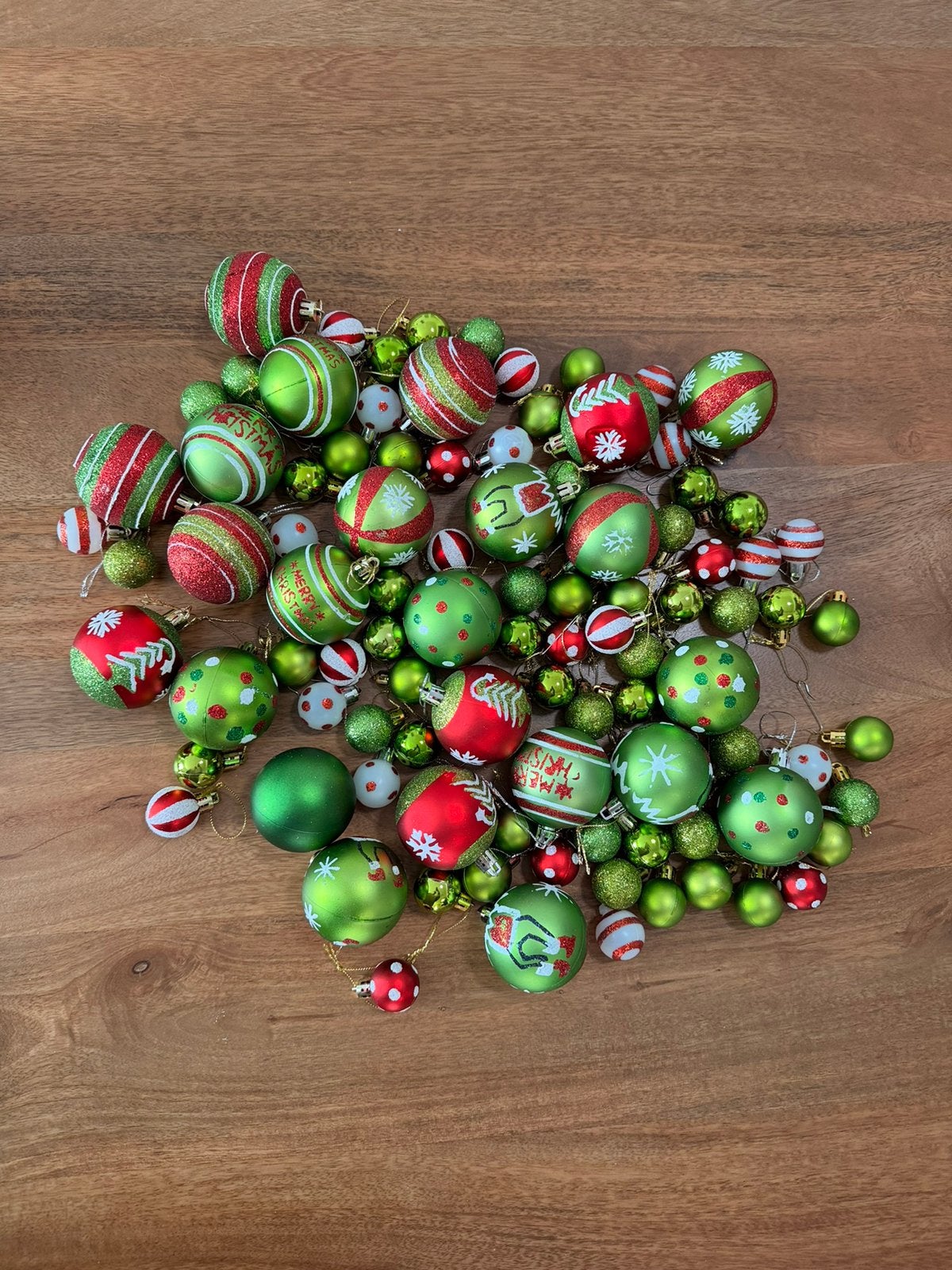 Diverse kerstballen | 1 kerst gebruikt, Diversen, Ophalen of Verzenden, Zo goed als nieuw
