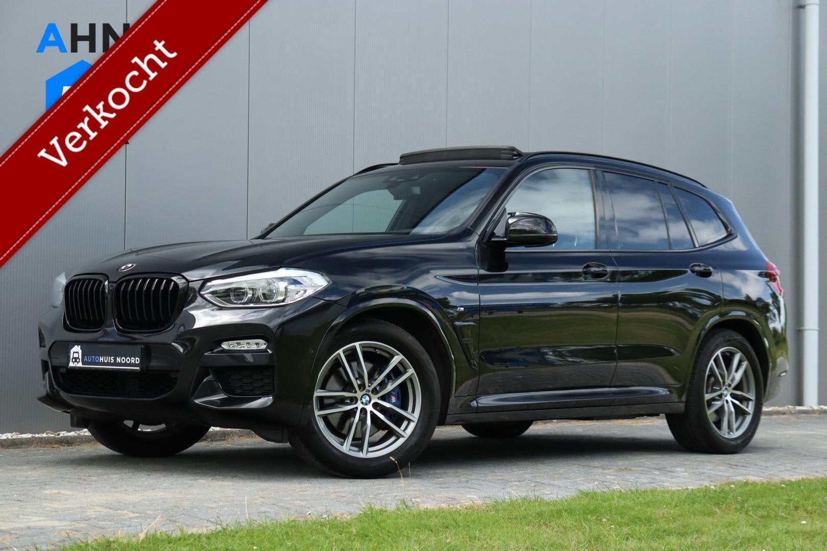 BMW X3 xDrive30i M-Sport / Luxe! / Panoramadak / Navi / Crui, Auto's, BMW, Automaat, 1998 cc, Gebruikt, Zwart