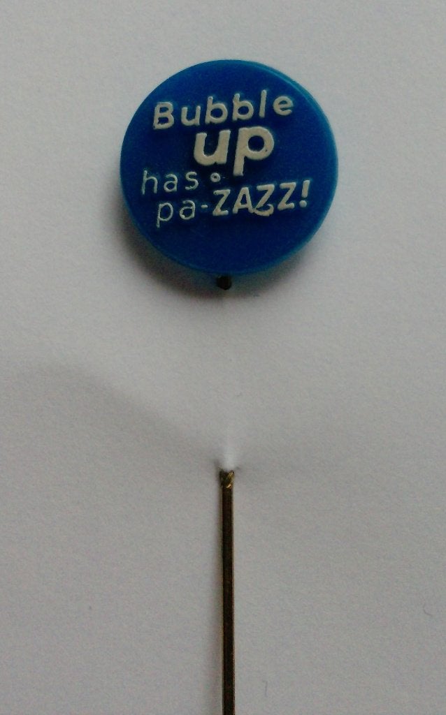 Speldje Bubble Up has-pa-Zazz!, Verzamelen, Ophalen of Verzenden, Zo goed als nieuw, Merk, Speldje of Pin