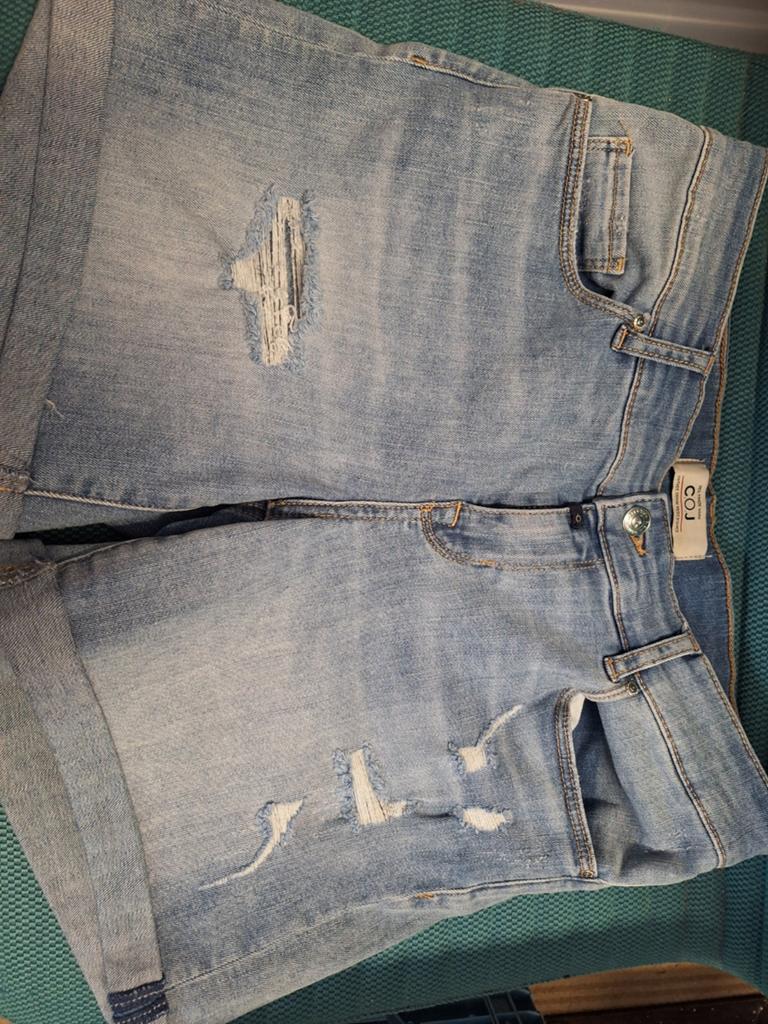 Jeans korte broek C.O.J., Ophalen of Verzenden, Zo goed als nieuw, Blauw, W28 - W29 (confectie 36)