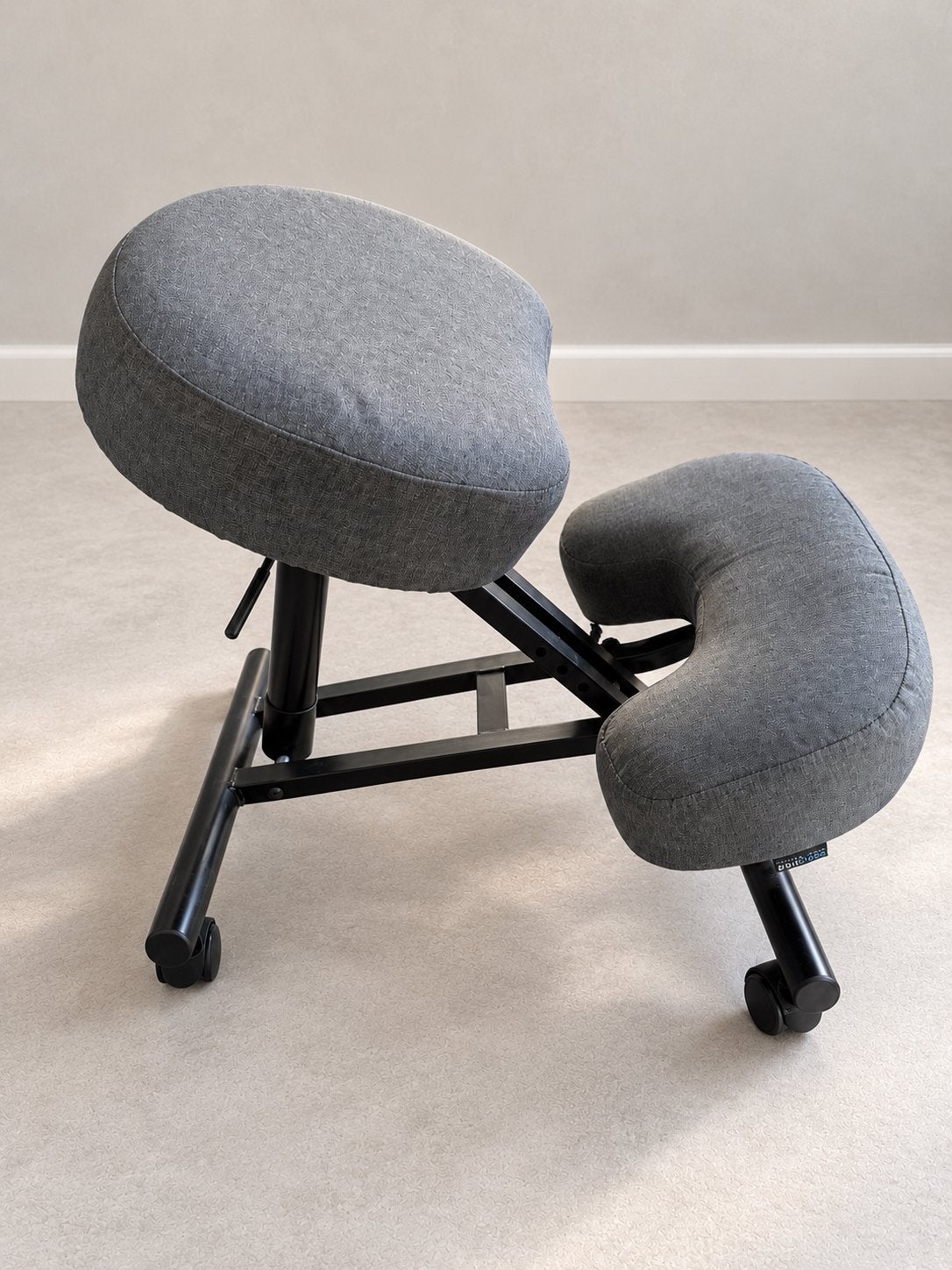 Nieuwe Ergonomische Kniestoel - Perfect voor Thuiswerk, Nieuw, Ophalen of Verzenden, Grijs, Bureaustoel