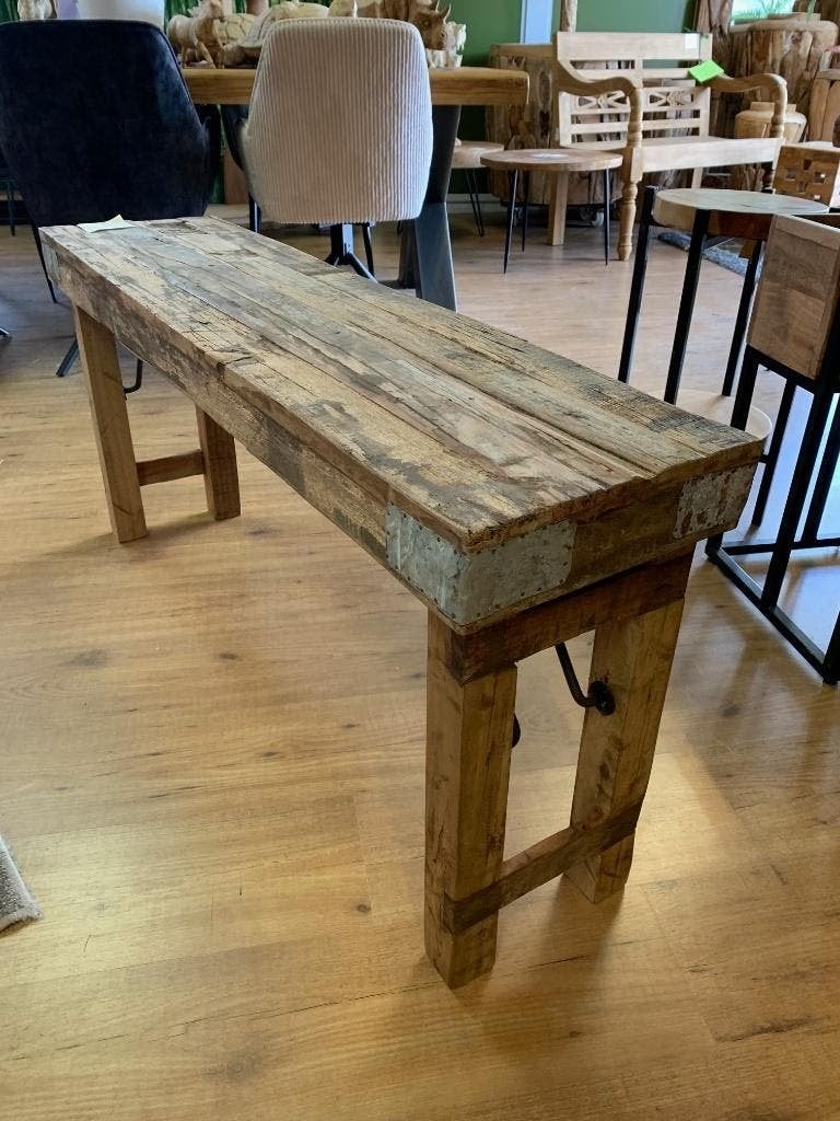 Oud Tafeltje uit India 120b x 50d x 56h, Opklapbaar, leuk !, Antiek en Kunst, Ophalen
