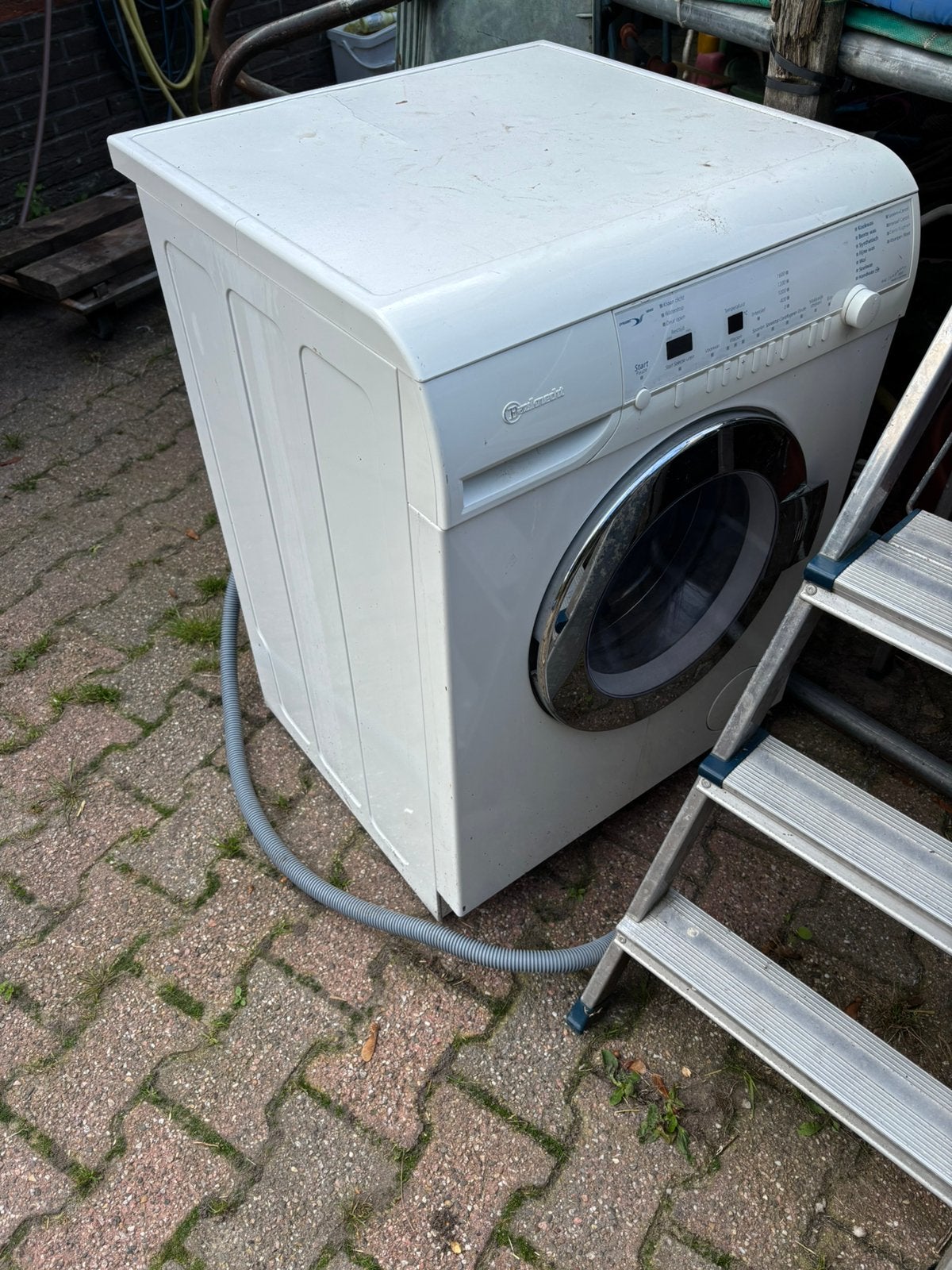 Gratis wasmachine oud ijzer, Witgoed en Apparatuur, Ophalen, Zo goed als nieuw, 1200 tot 1600 toeren
