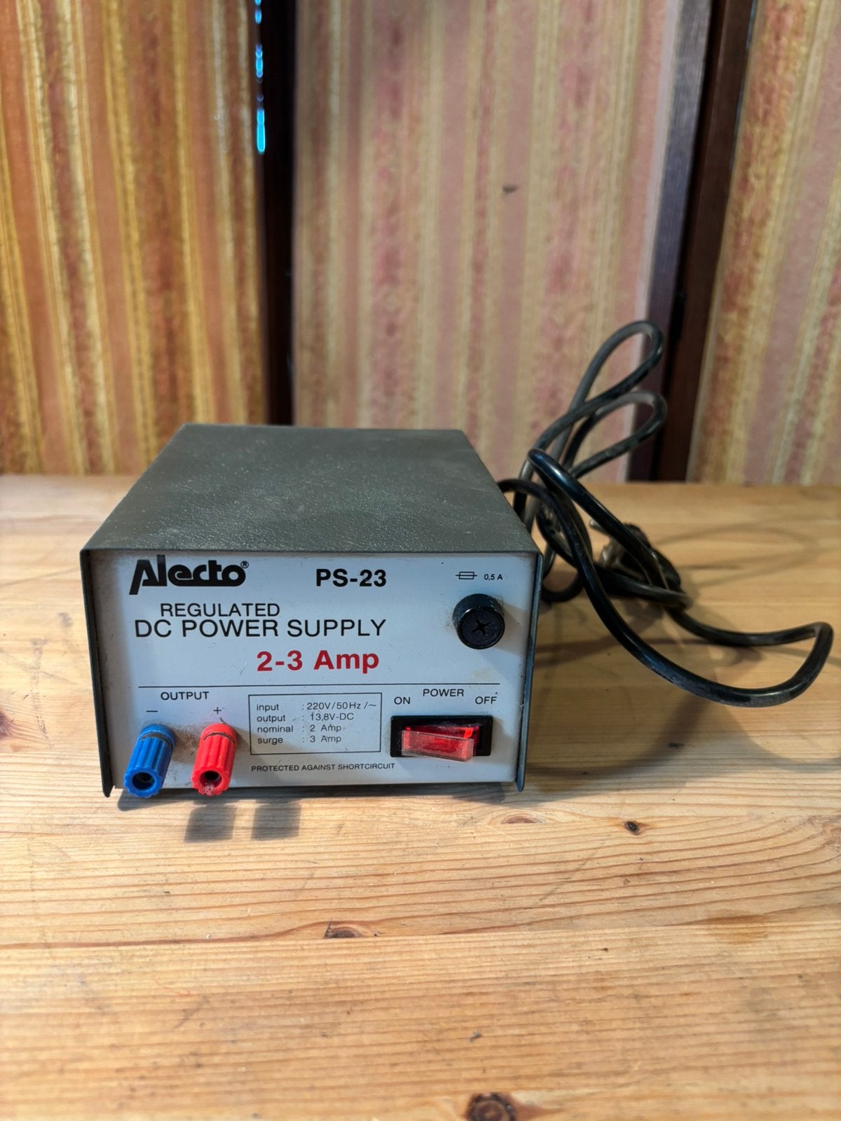 Alecto PS-23 Gestabiliseerde DC Voeding 2–3 Ampère, Ophalen of Verzenden