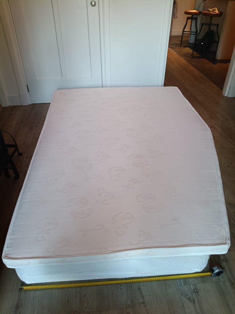 Topper frans bed, Ophalen, Zo goed als nieuw