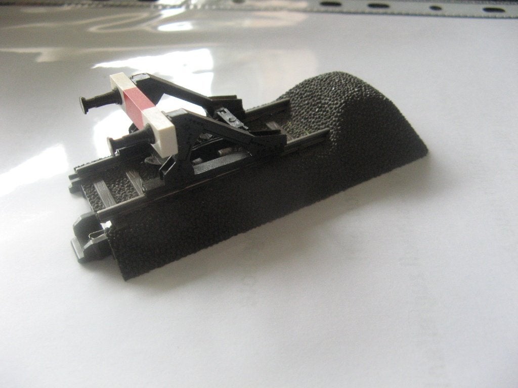 MÄRKLIN 24977: stootblok op C-rails, Hobby en Vrije tijd, Modeltreinen | H0, Wisselstroom, Rails, Ophalen of Verzenden, Zo goed als nieuw