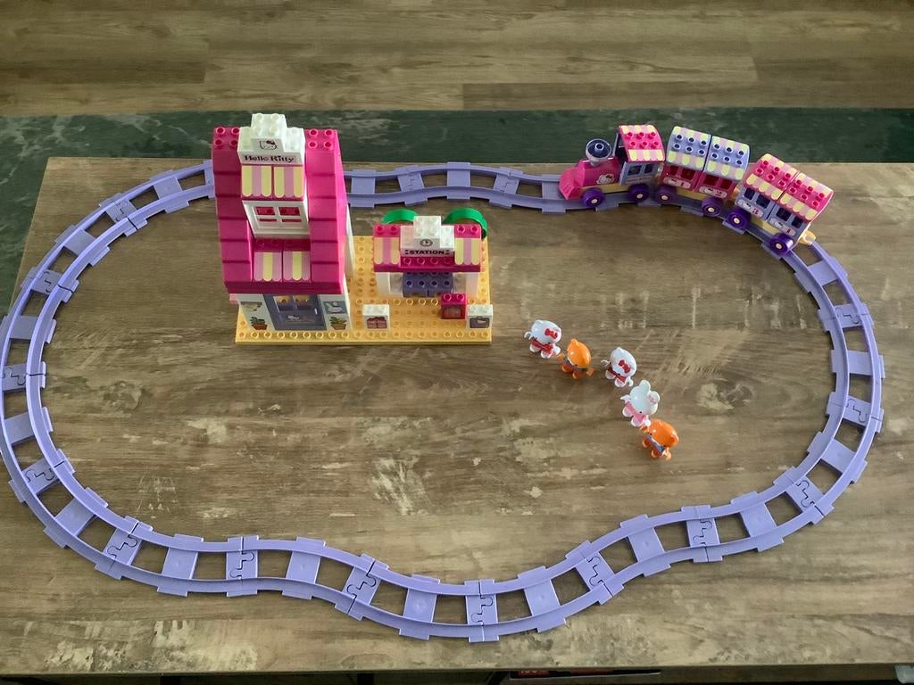 Hello kitty treinset, Ophalen of Verzenden, Zo goed als nieuw, Duplo