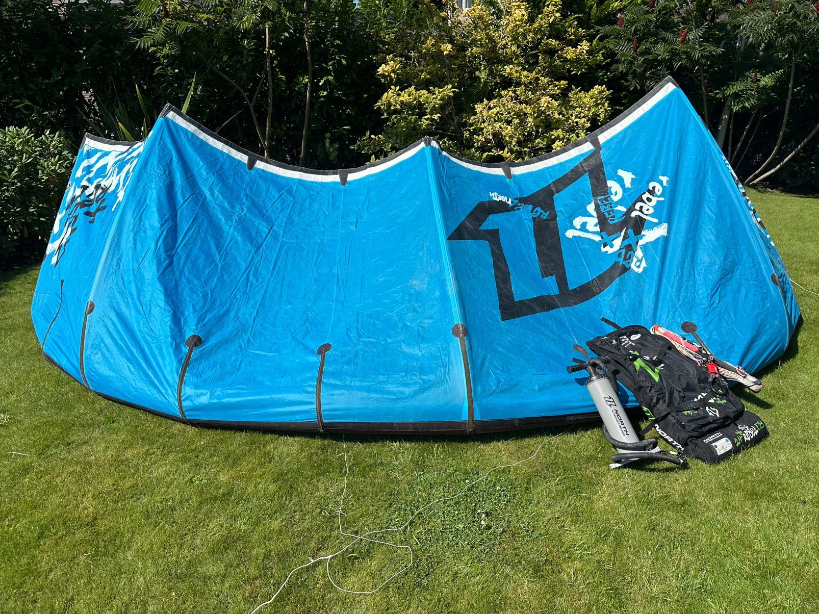 2008 North Rebel 14m, inclusief bar, pomp en tas, Gebruikt, Kitesurf-set, Geen board, Ophalen of Verzenden