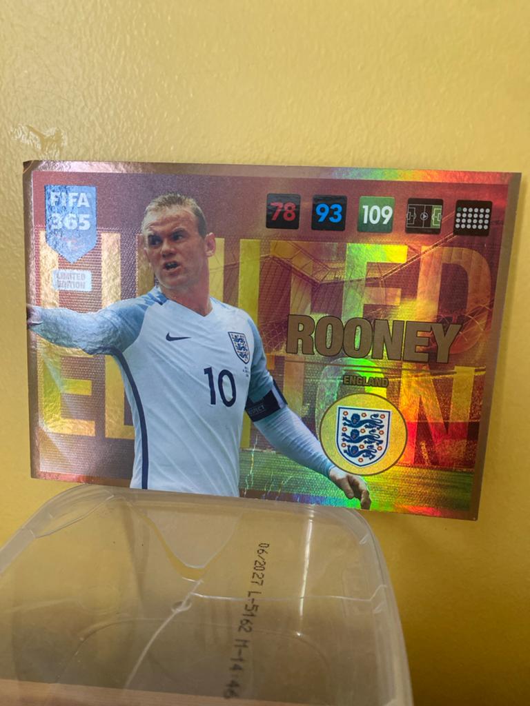 XL FIFA 365 Limited Edition Wayne Rooney XL Spelerskaart, Ophalen of Verzenden, Zo goed als nieuw, Buitenlandse clubs, Spelerskaart